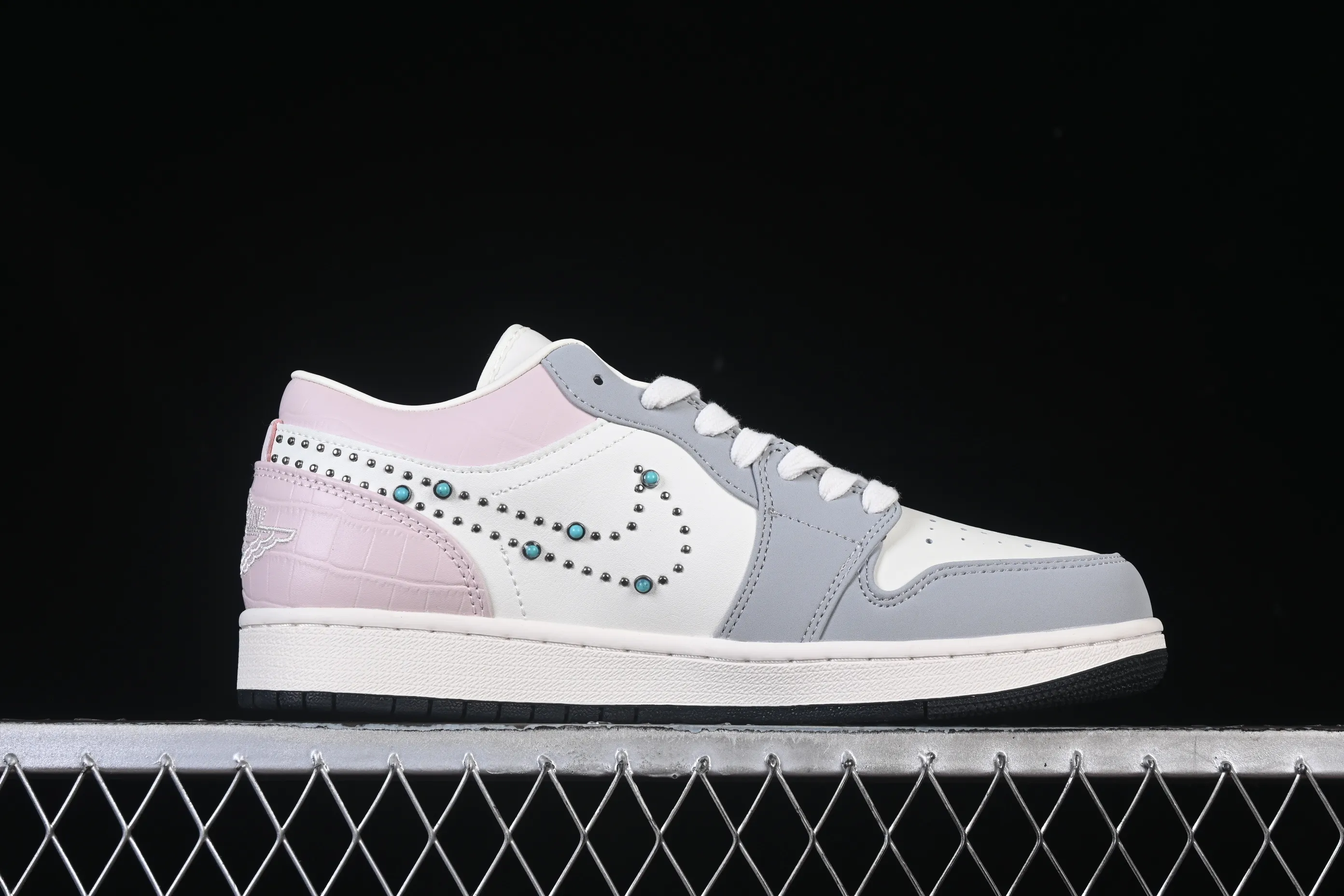 All categories Air Jordan Jordan series basketball shoes Air Jordan 1 Low Air Jordan 1 Low AJ1 Joe 1 emerald hook low-top cultural casual sneakers IH7319-001